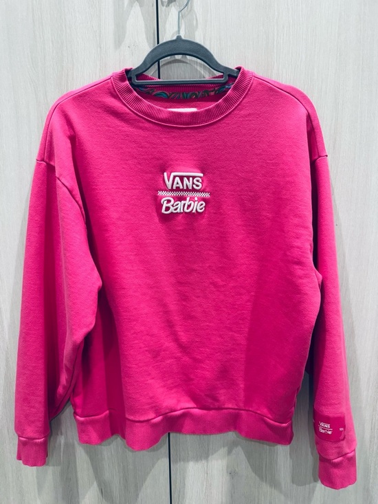 Vans Tops - Vans Barbie Bright Pink Crewneck Sweatshirt 🩷🍓